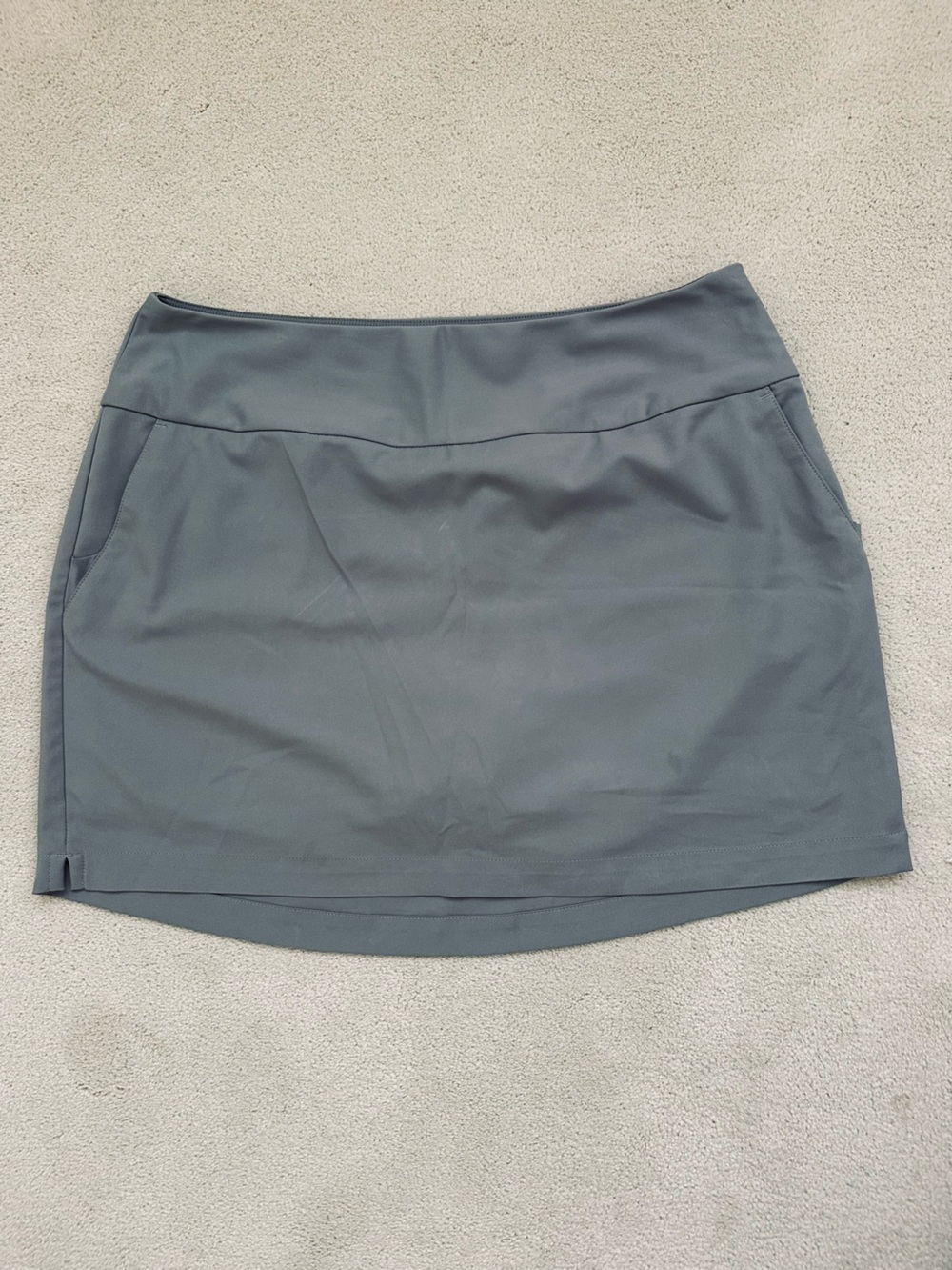 adidas Women's Slate Gray Athletic Performance Golf Skort | Size Large